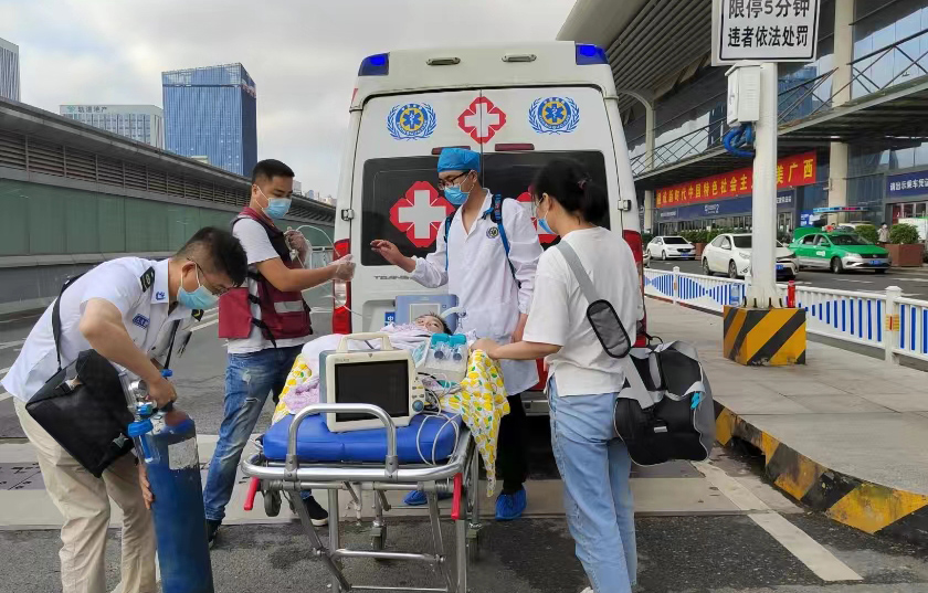 清镇市救护车出租公司